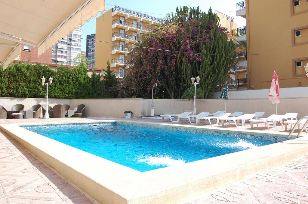 בנידורם Apartamentos Portofino II חדר תמונה