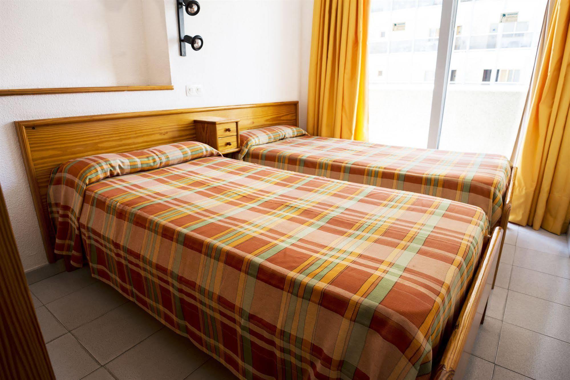 בנידורם Apartamentos Portofino II מראה חיצוני תמונה